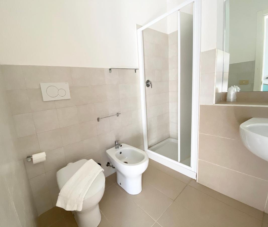 Hotel Luna Rossa Rimini Ngoại thất bức ảnh